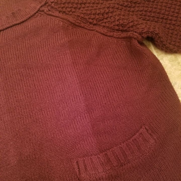 Maroon cropped shirt - Picture 3 of 3